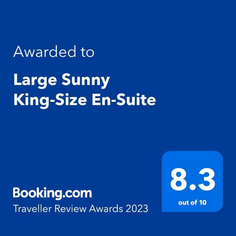фото Large Sunny King-Size En-Suite