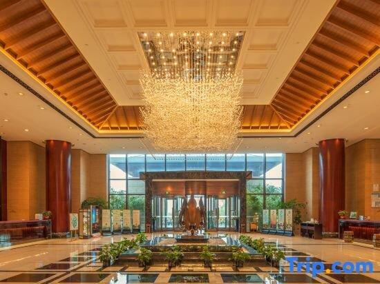 фото East Tai Lake Grand Hotel