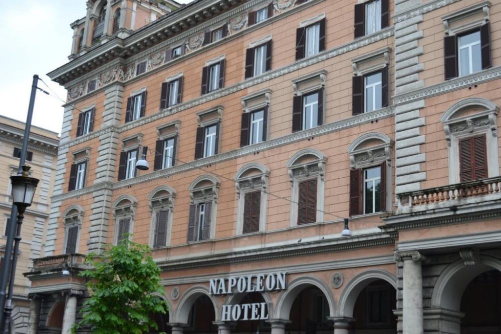 фото Napoleon Hotel