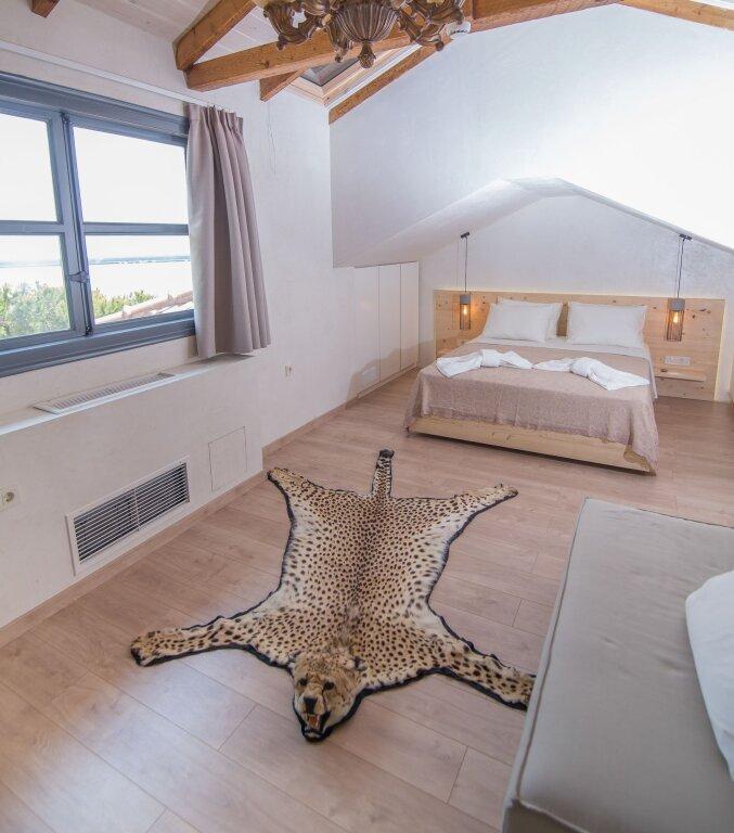 фото Panellinion Luxury Rooms