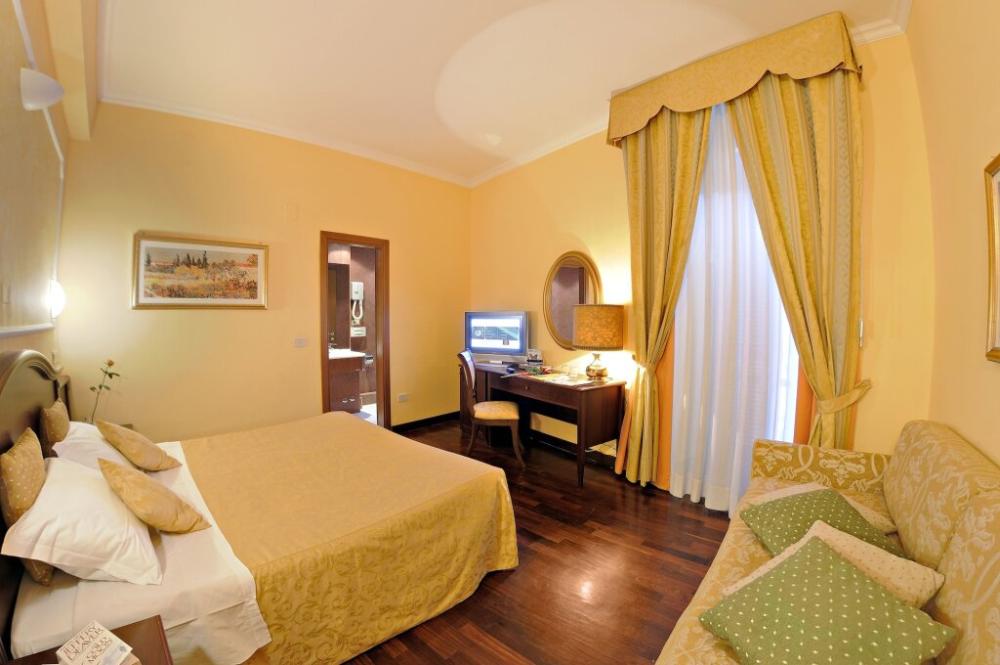 фото Grand Hotel Italia