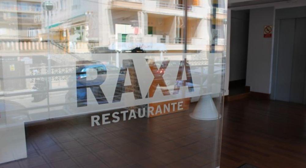 фото Hotel Raxa