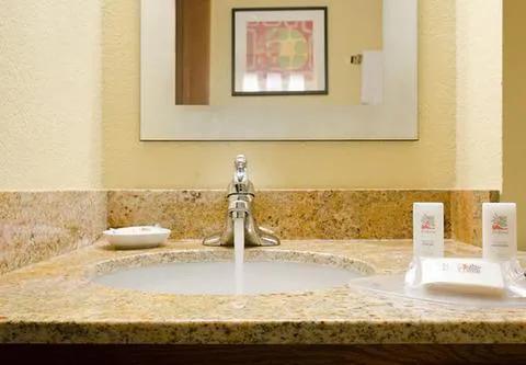 фото TownePlace Suites Los Angeles LAX/Manhattan Beach