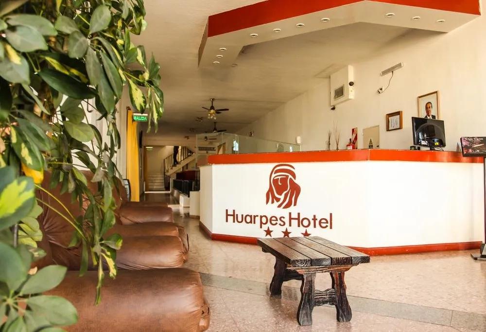 фото Huarpes Hotel