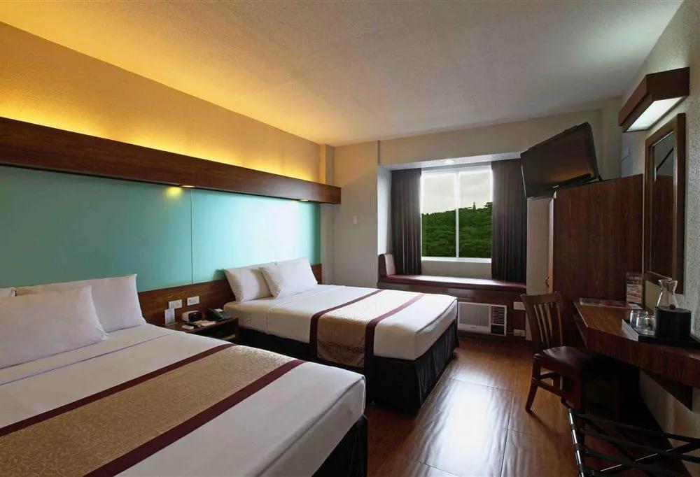 фото Microtel Inn & Suites by Wyndham Baguio