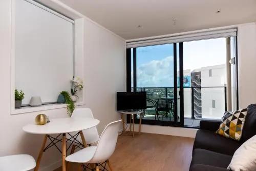 фото Brand New One Bedroom Auckland Apartment