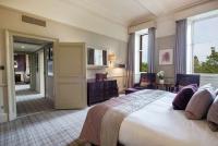 Двухместный люкс с видом на замок Alexander Graham Bell двуспальная кровать