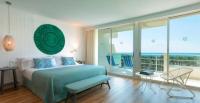 Top-Floor Club Suite Mediterranea Premium