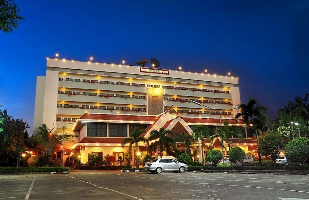 фото Mae Yom Palace Hotel