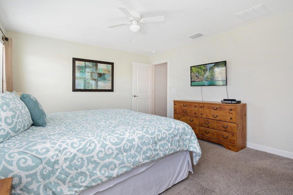 фото Storey Lake 4 Bedrooms near Disney Orlando FL 3079