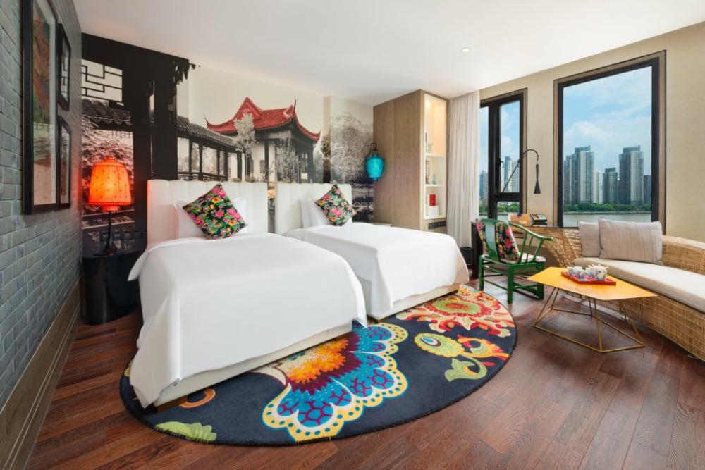фото Hotel Indigo Shanghai on The Bund, an IHG Hotel