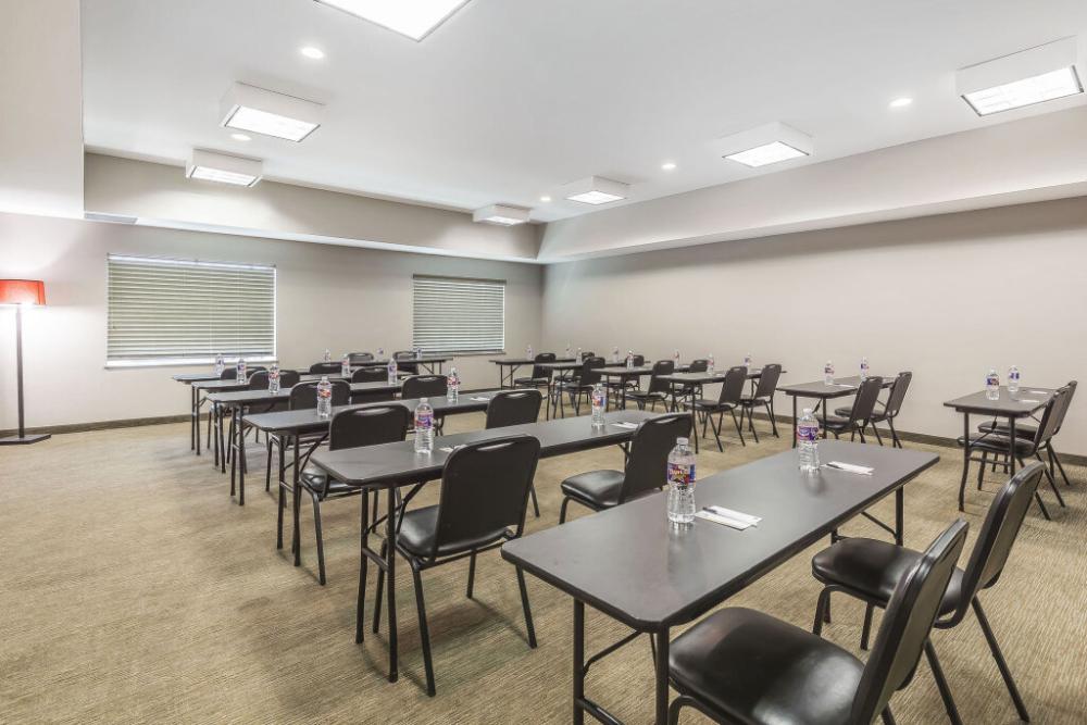 фото Country Inn & Suites by Radisson Houston Westchase-Westheimer