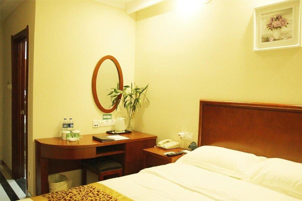 фото GreenTree Inn Shanghai Sheshan national tourist resort Express Hotel