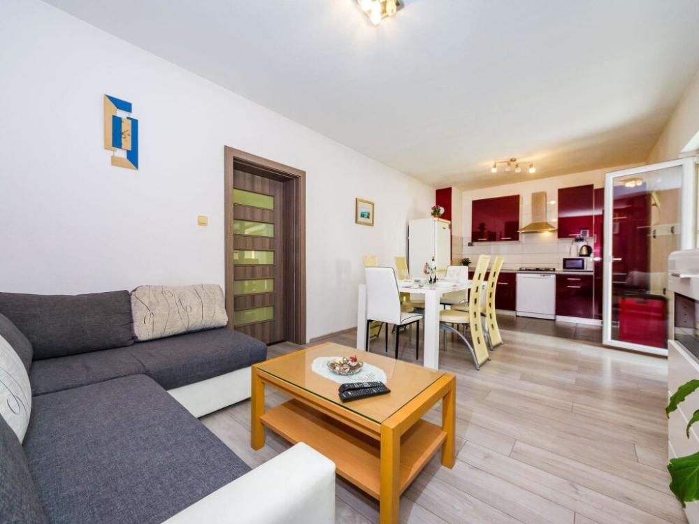 фото Apartment With 3 Rooms In Zadar, With Enclosed Garden And Wifi