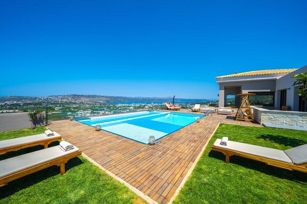фото Villa Kedria with a panoramic ocean view