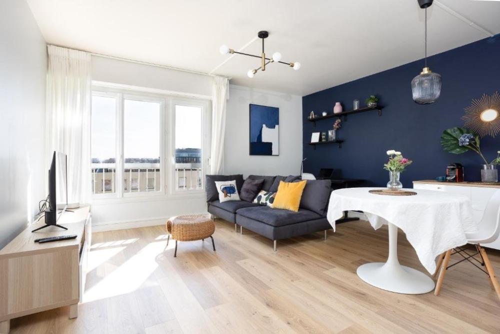фото Renovated apartment metro, parking included, near Porte Versaille