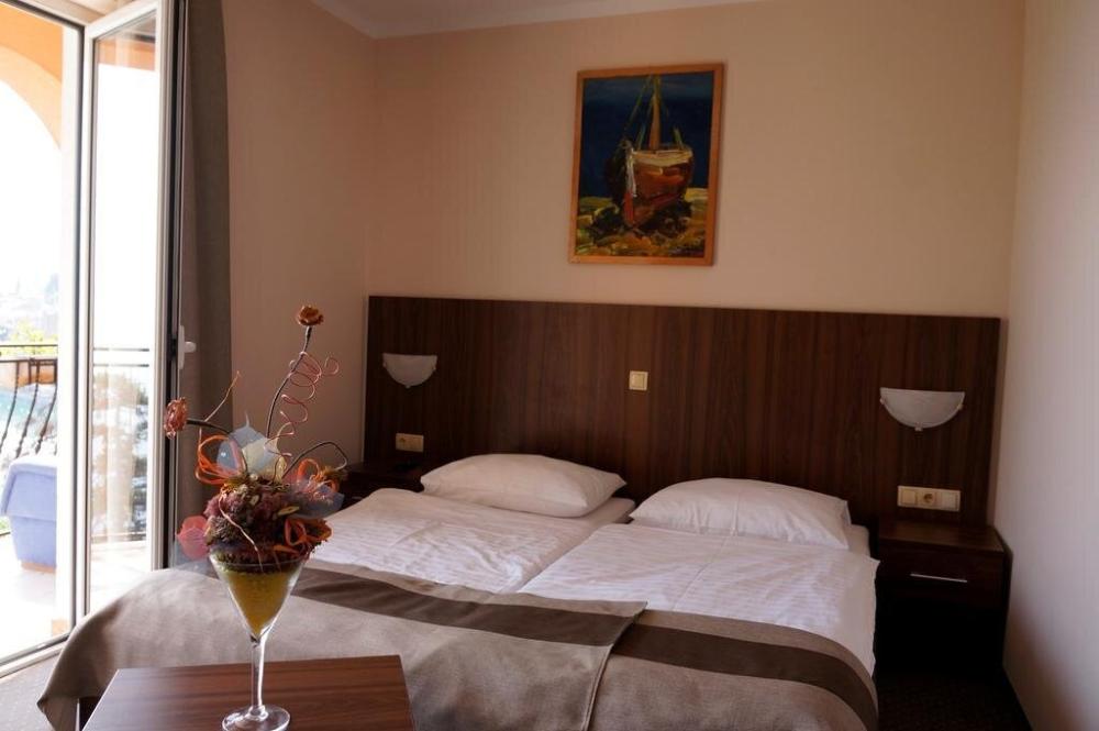 фото Hotel Volosko