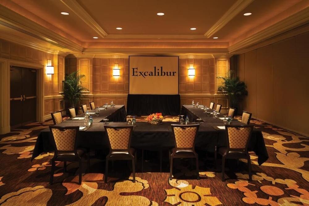 фото Excalibur Hotel & Casino