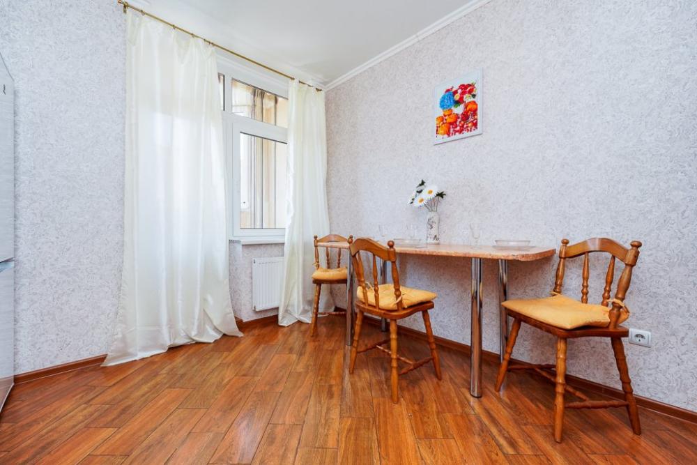 фото Прекрасные апартаменты с видом на парк Галицкого (Краснодар)