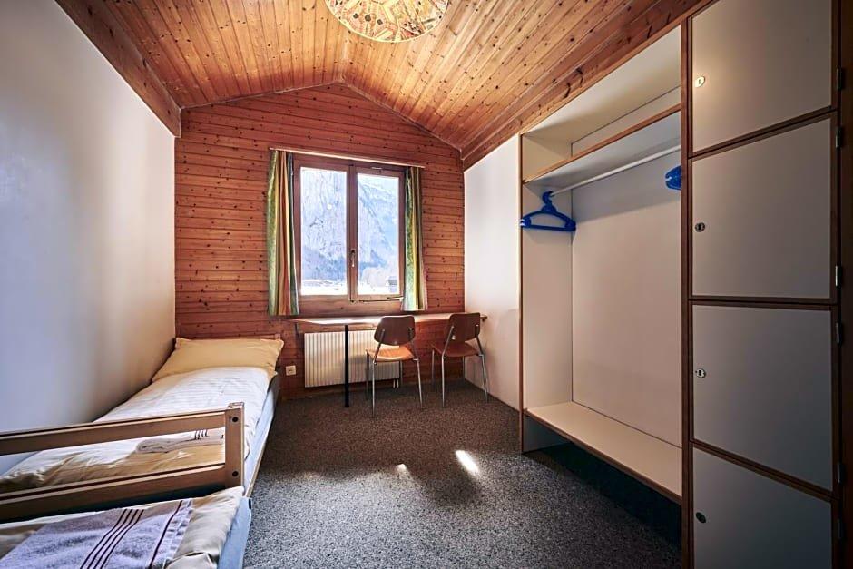 фото Alpine Base Hostel