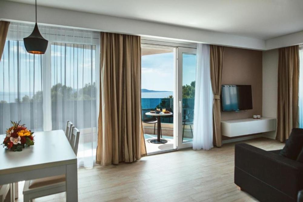 фото City Beach Apartments Makarska