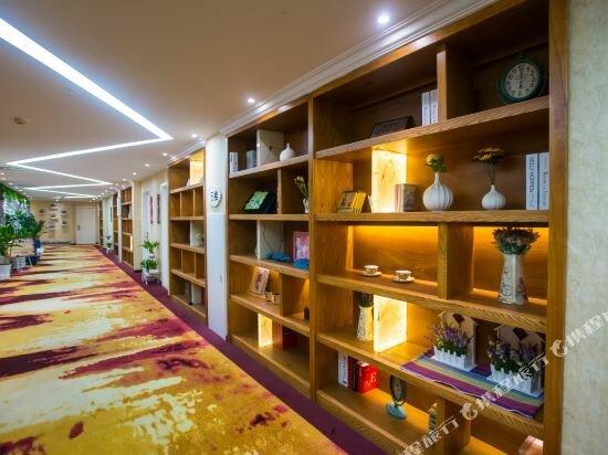фото Jiujiu Impression Theme Hotel Suzhou