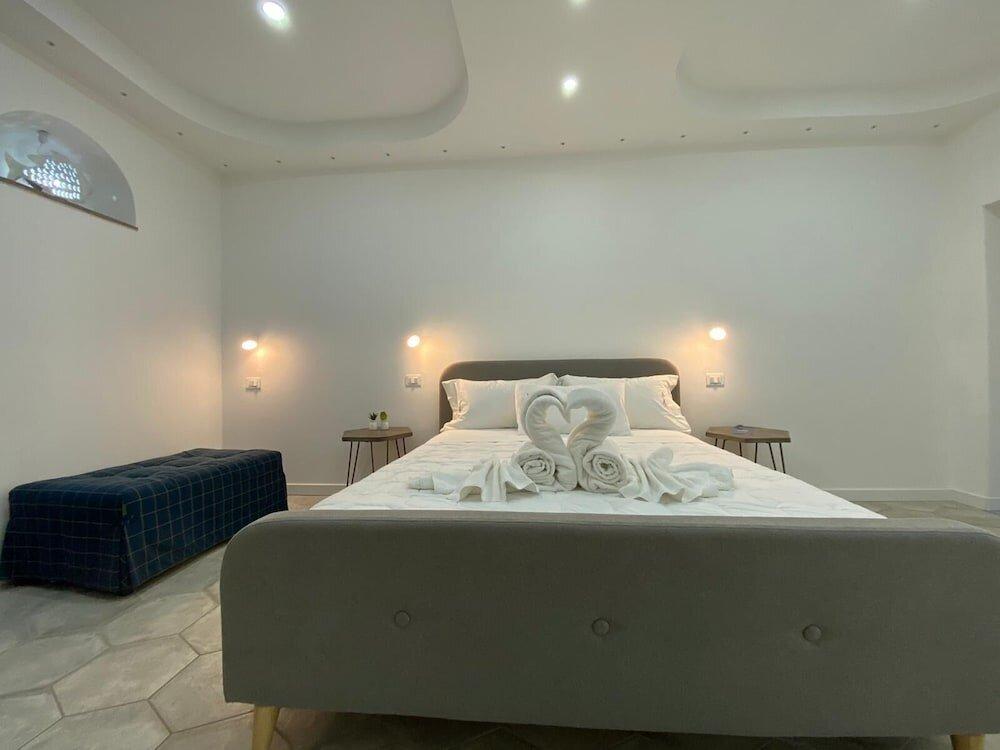 фото Don Ugo Luxury Rooms