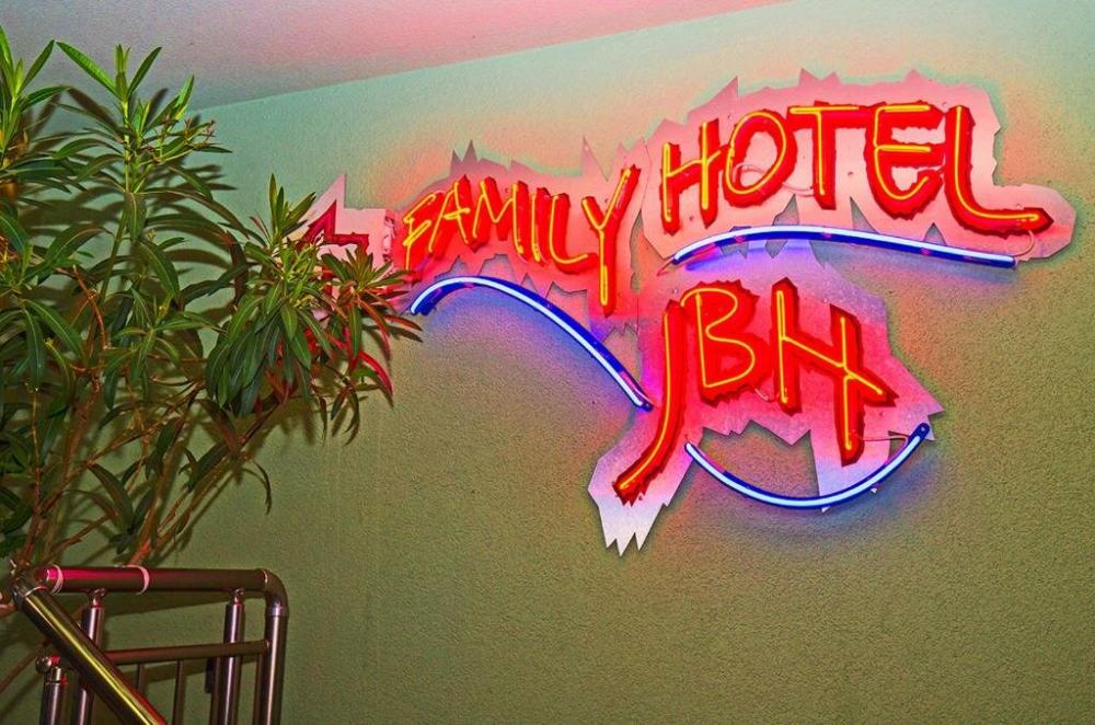 фото JBH Hotel