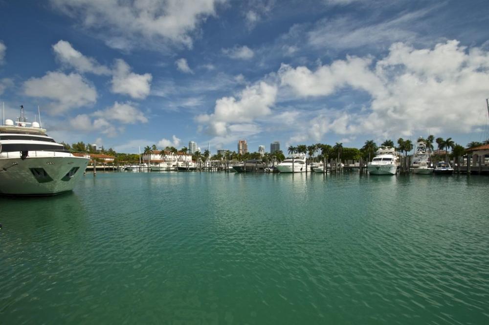фото Provident Luxury Suites Fisher Island