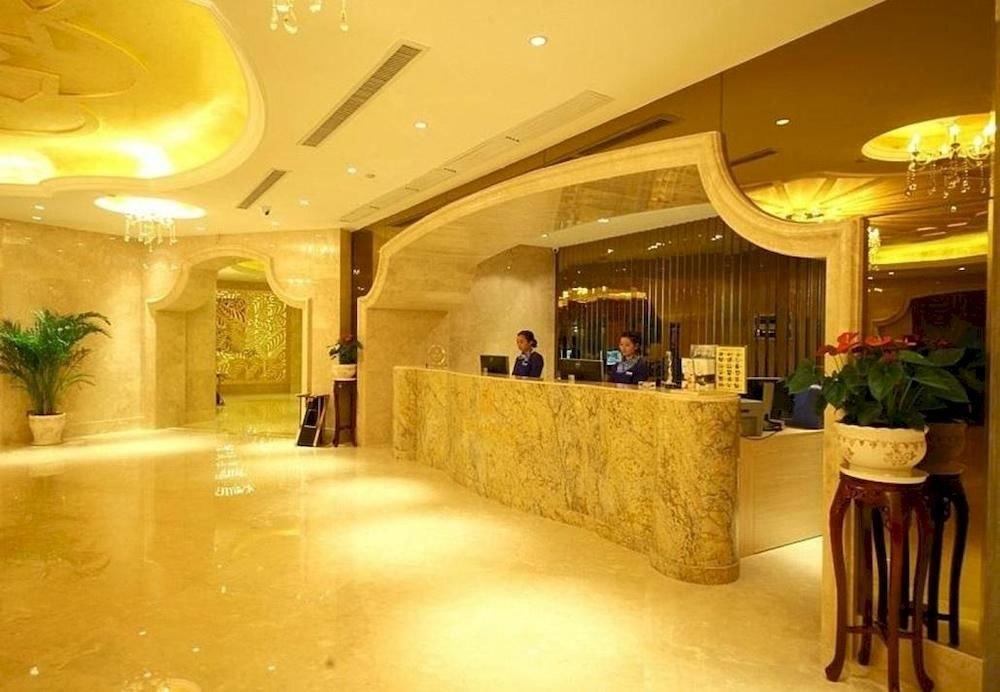 фото Zheshang Crystal Palace Hotel - Guiyang