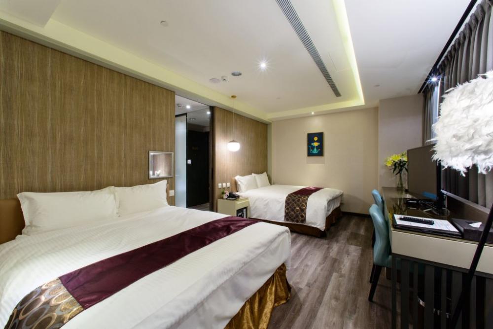 фото Stay Hotel - Taichung Zhongqing