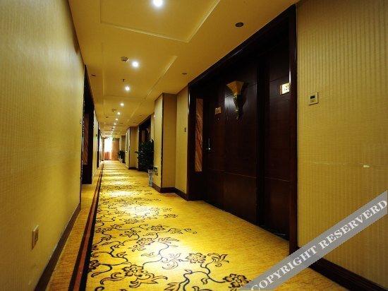 фото Yuanhe Century Hotel