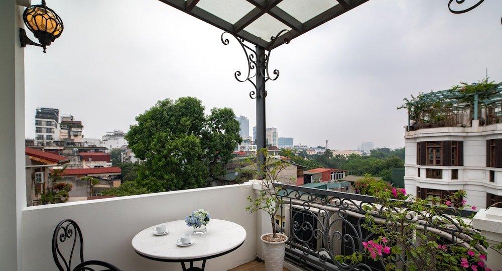 фото Hanoi Lakeside Premium Hotel
