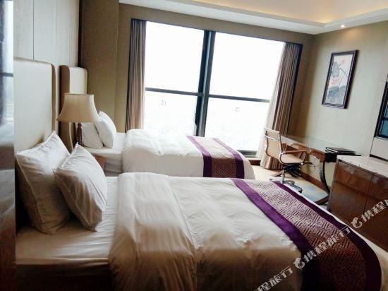 фото Huacheng International Hotel