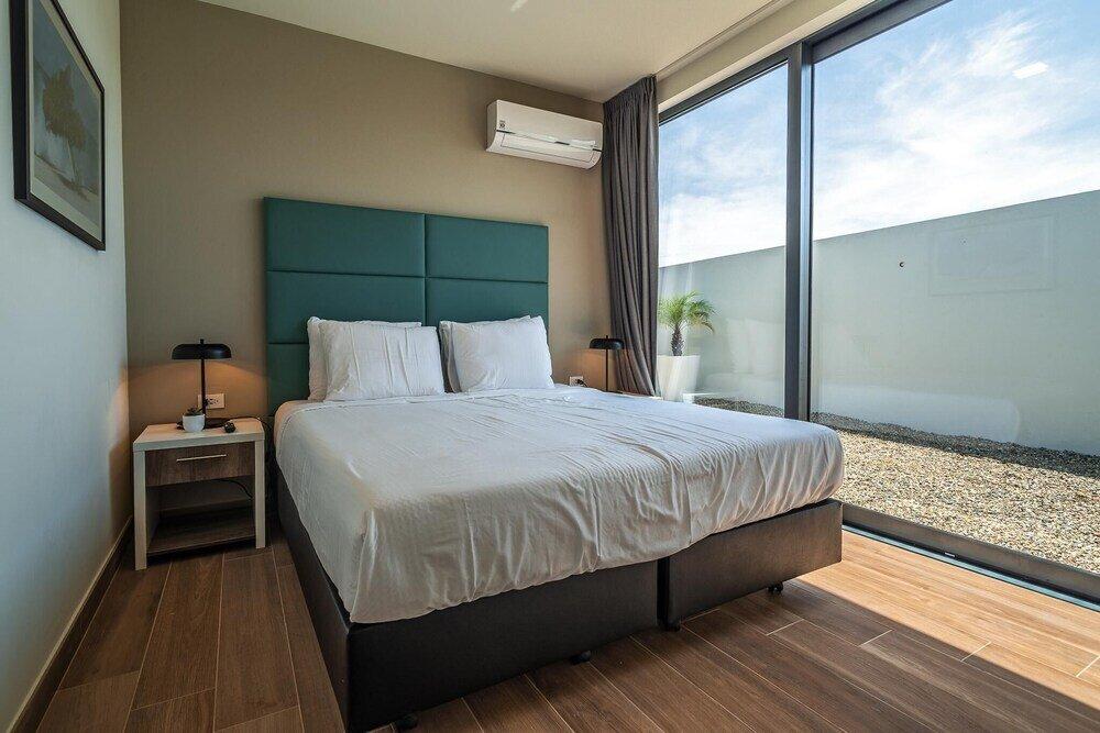 фото Tuscany Residence Aruba Four Bedroom Villa 283