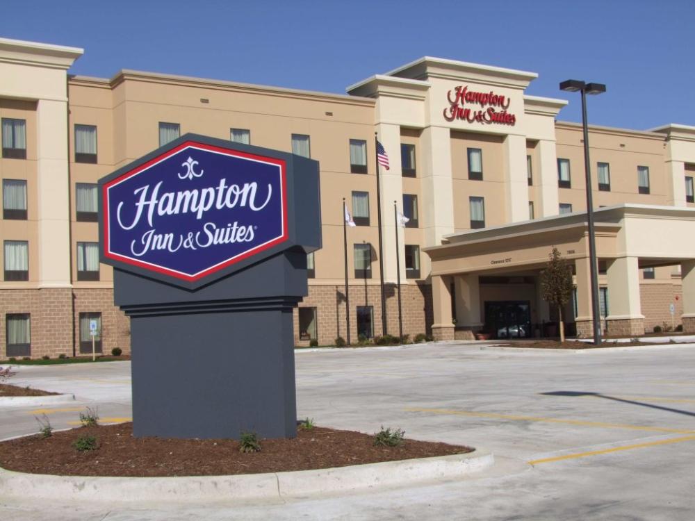 фото Hampton Inn & Suites Peoria at Grand Prairie, IL