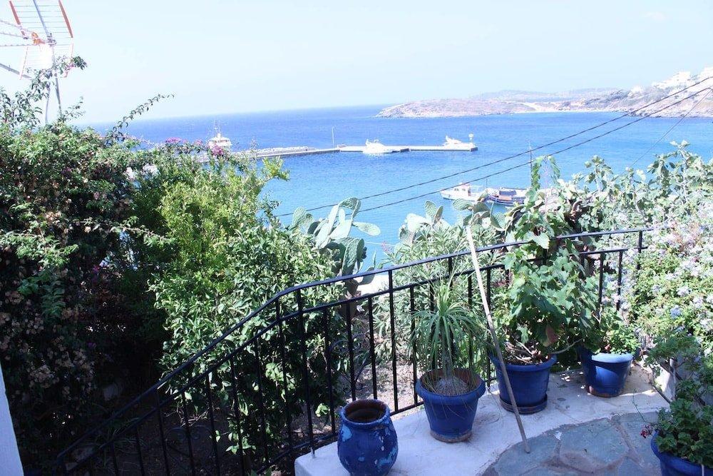 фото Aegean Sea-view house in Batsi, Andros!