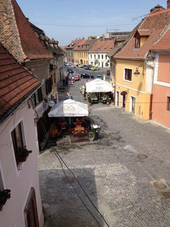 фото Medieval Central Apartment Sibiu