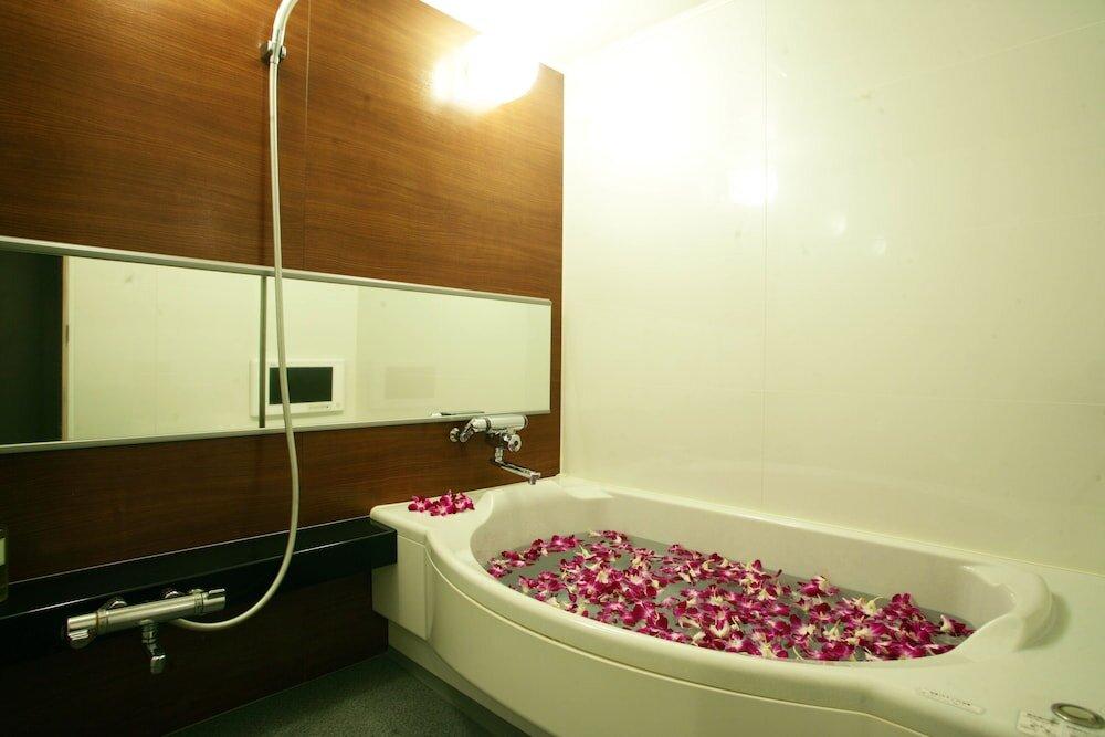 фото Hotel The Lotus Bali - Adult Only