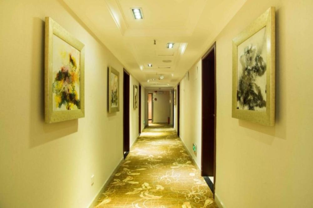 фото Lei Zhen hotel