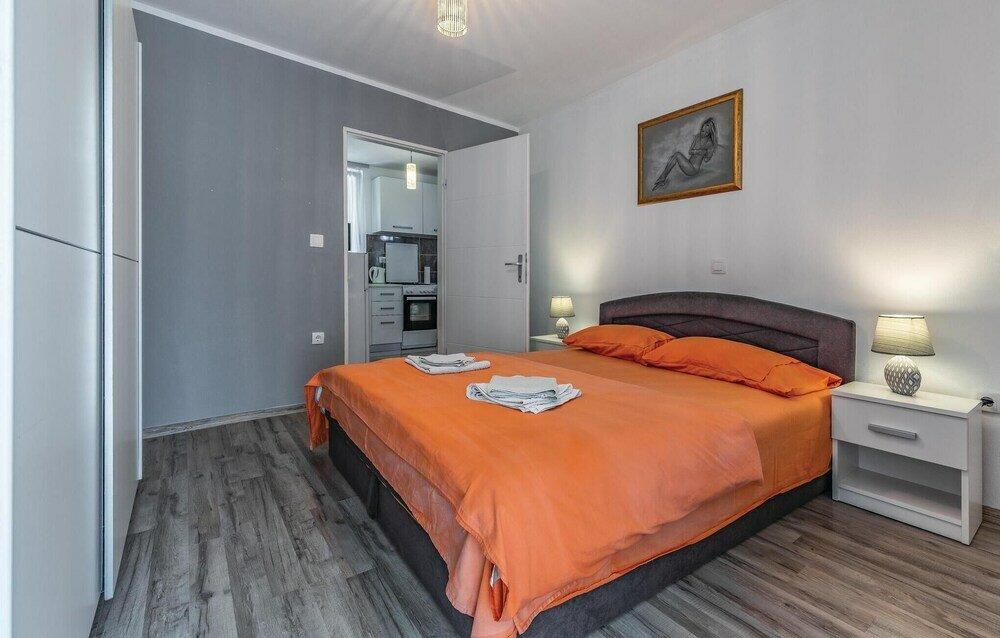 фото Amazing Apartment In Pula With Wifi And 2 Bedrooms