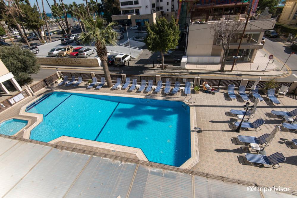 фото Kapetanios Limassol Hotel