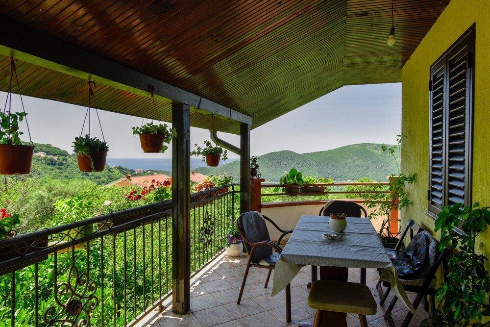 фото Sea View Villa w Terrace 10 Min to Beach in Budva