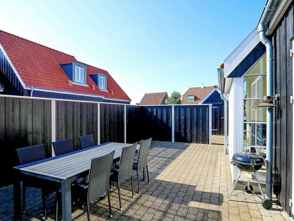 фото Comfortable Holiday Home in Jutland with Hot Tub