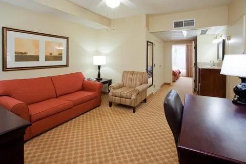 фото Country Inn & Suites by Radisson, Savannah Midtown, GA