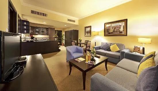 фото Al Manzel Hotel Apartments