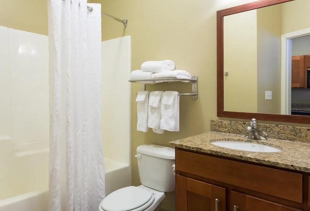 фото Candlewood Suites Tallahassee, an IHG Hotel