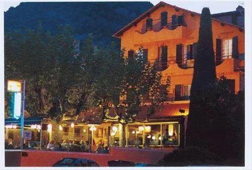 фото Hotel Restaurant la Calanque