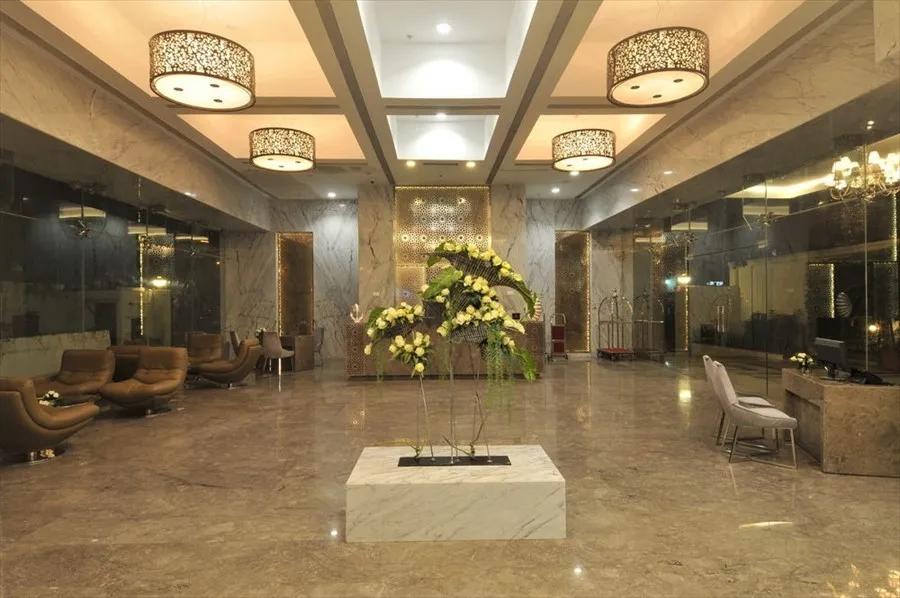 фото Goldfinch Hotel Mumbai