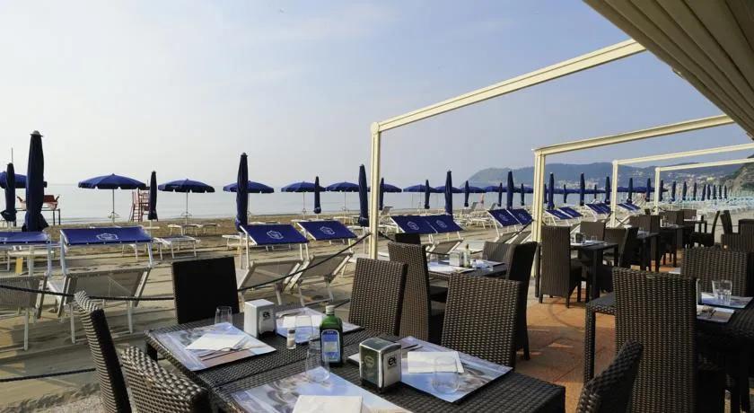фото Grand Hotel Mediterranee